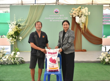 ศูนย์ฯ 1 ให้ความรู้และจัดนิทรรศการ เนื่องในวันครบรอบ 56 ปี ... พารามิเตอร์รูปภาพ 16